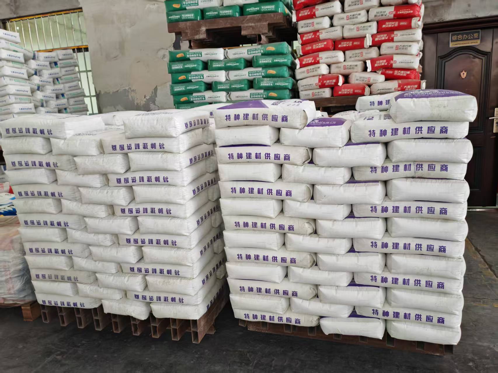 于田拱顶带模注浆料